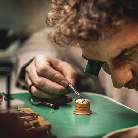 Reparatur-Wartung-historische-Uhren Reparatur und Wartung von historischen Uhren